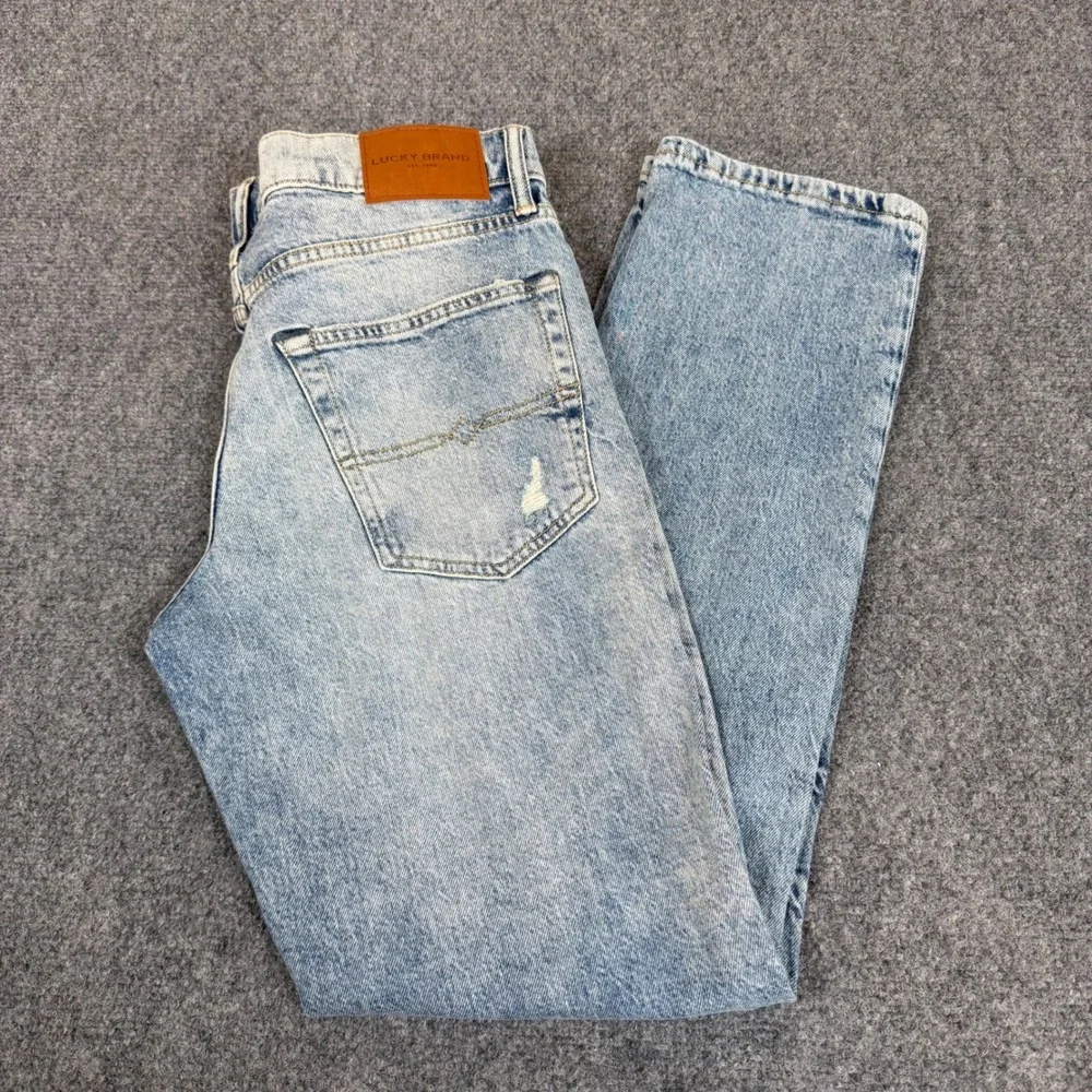 Lucky Brand 223 Straight Leg Jeans Mens 32x32 Light Wash Distressed Denim